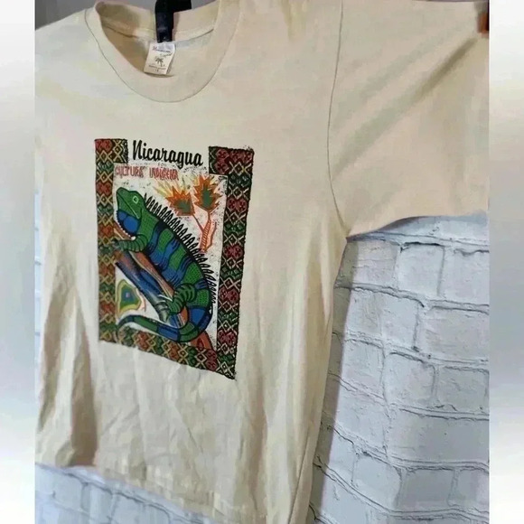 Hawaiian Tropical Iguana Bearded Dragon TAN T Shirt Nicaragua Kids Size 16 NWOT - Picture 4 of 13